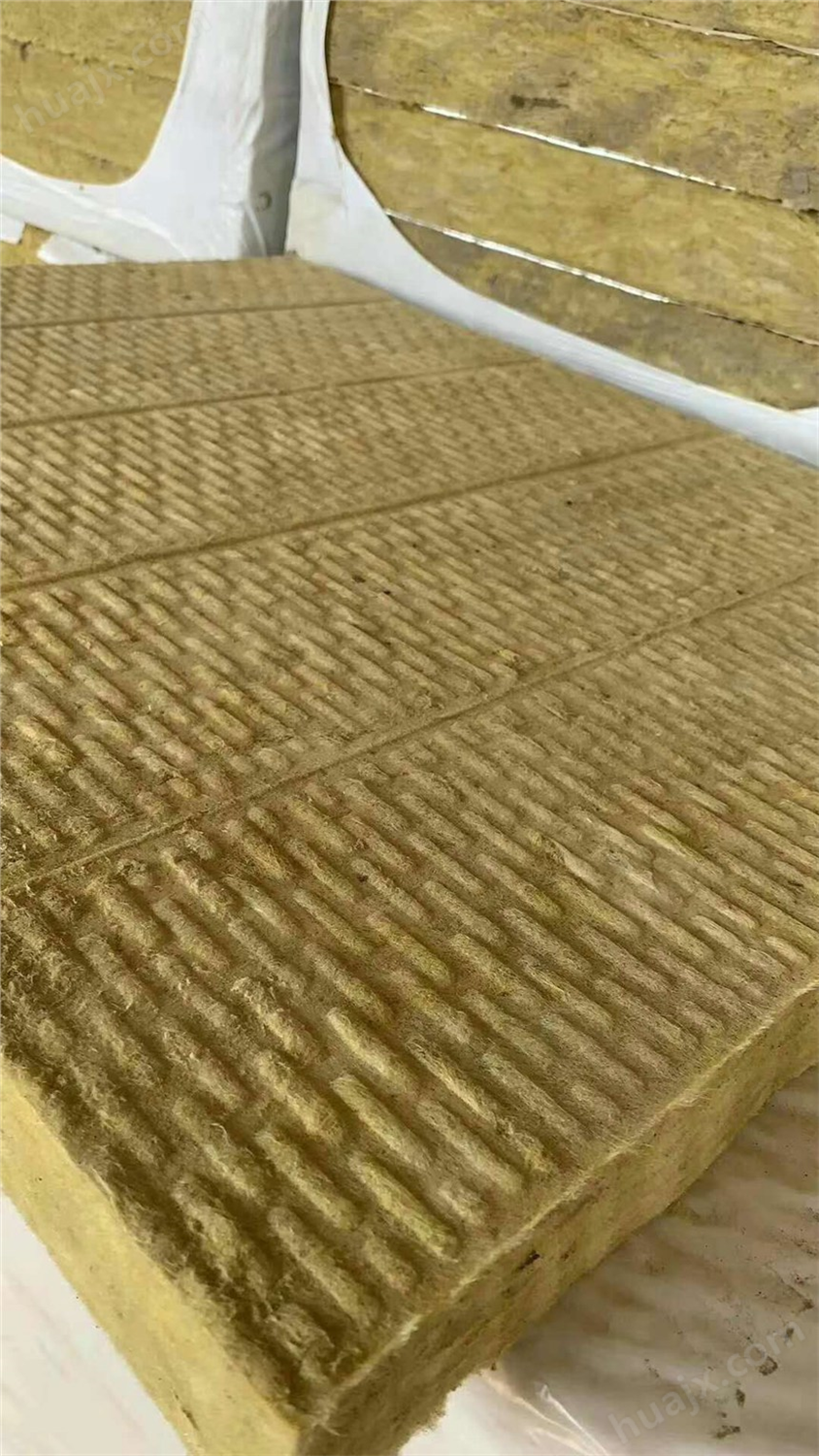 包头  钢丝网岩棉板 砂浆纸岩棉复合板专业加工厂家
